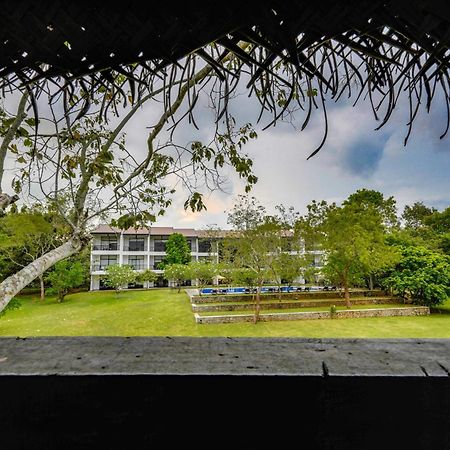 Grand Tamarind Lake Kataragama Esterno foto