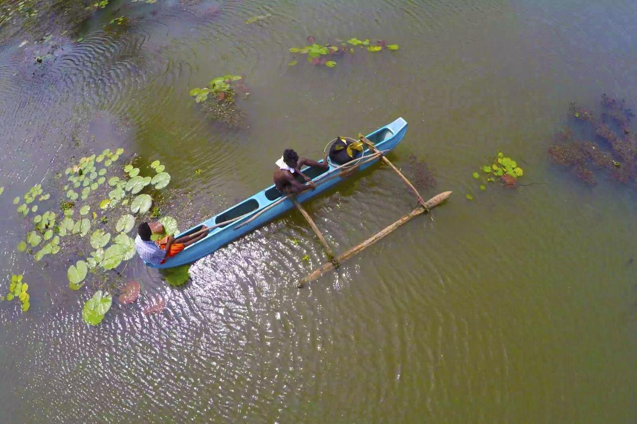 Grand Tamarind Lake Kataragama Esterno foto