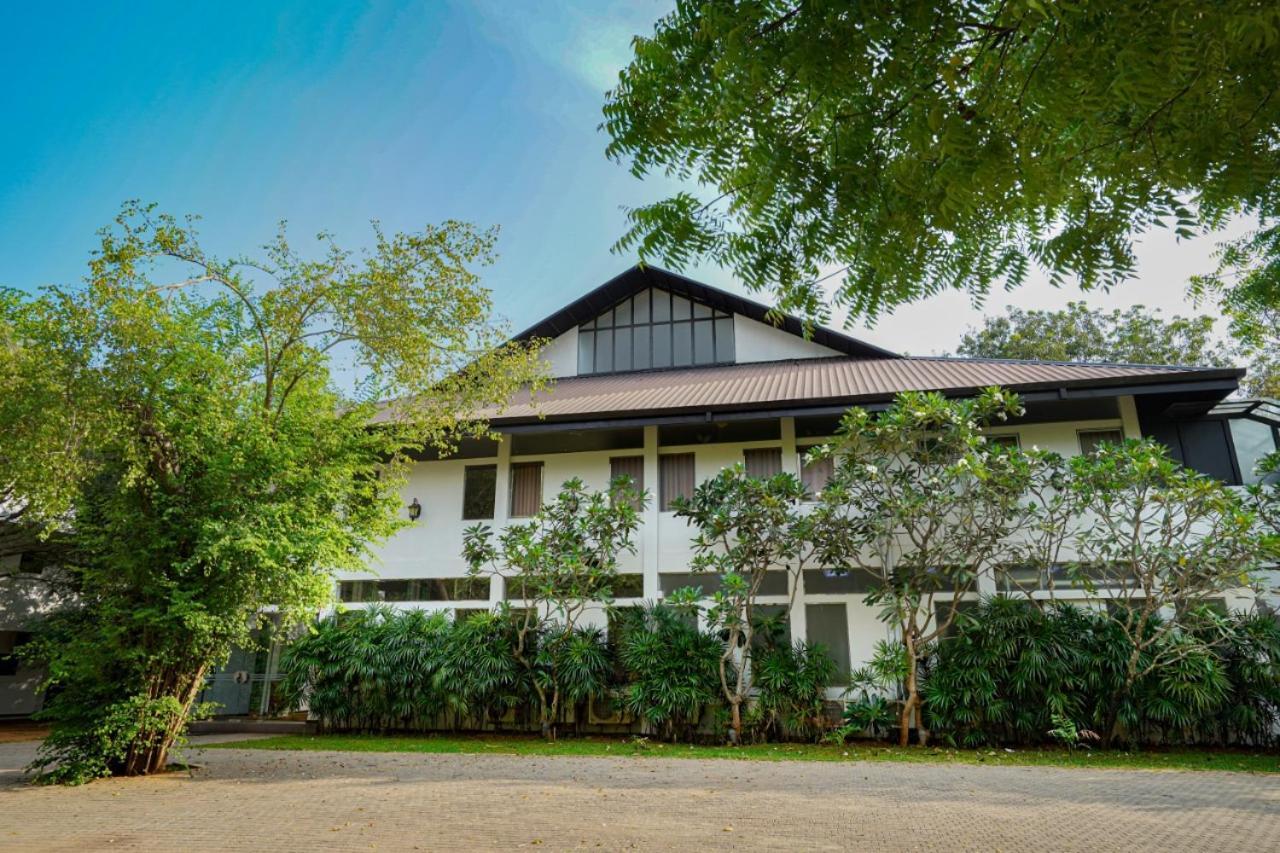 Grand Tamarind Lake Kataragama Esterno foto